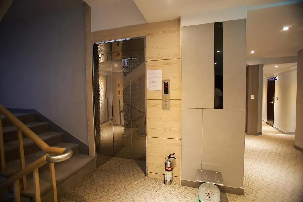 Hotel Mido Myeongdong Seul